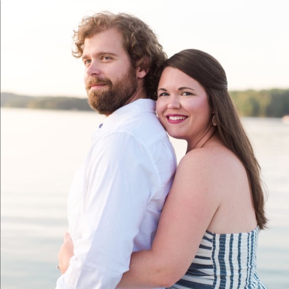 Meet your Posher, Erica - Picture 2 of 7